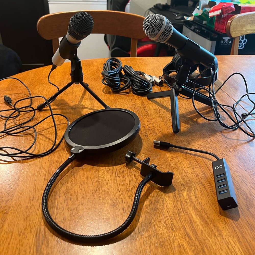 Entire Starter Podcast Equipment Setup (microphones, headphones, etc)